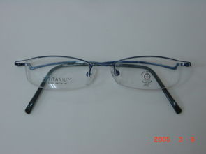 南京東路寫字樓新開專業(yè)眼鏡直銷店，以專業(yè)醫(yī)學(xué)驗(yàn)光與高性價(jià)比重塑配鏡體驗(yàn)